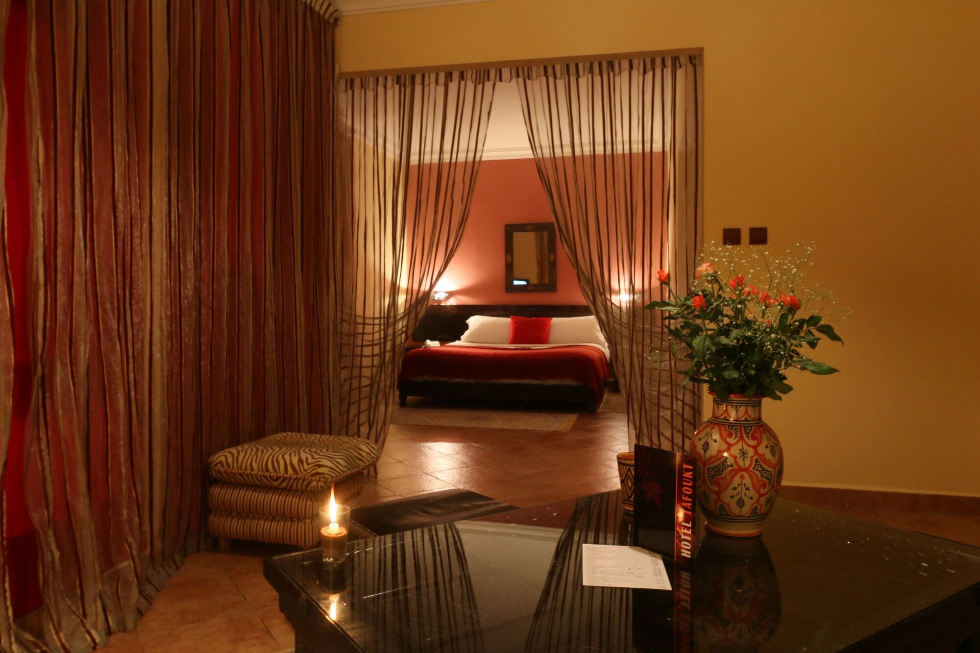 Hotel Tafoukt Марракеш Экстерьер фото