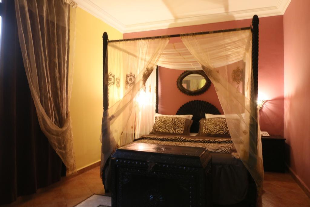 Hotel Tafoukt Марракеш Экстерьер фото