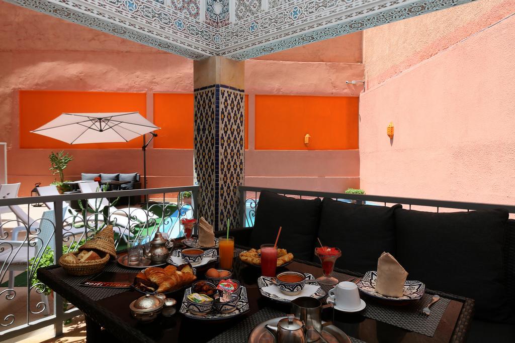 Hotel Tafoukt Марракеш Экстерьер фото