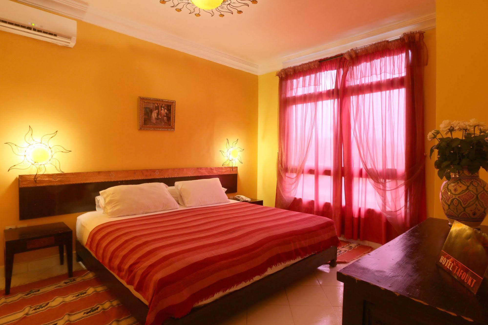 Hotel Tafoukt Марракеш Экстерьер фото